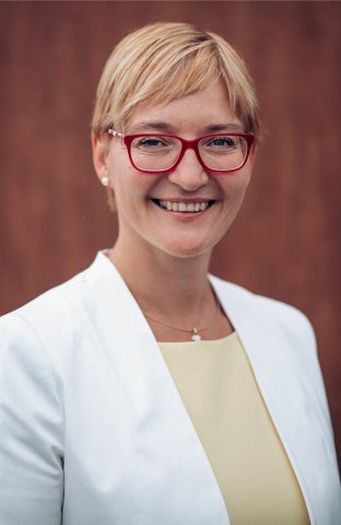 Irena Ilešič Čujovič