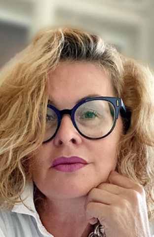Tina Šnajder