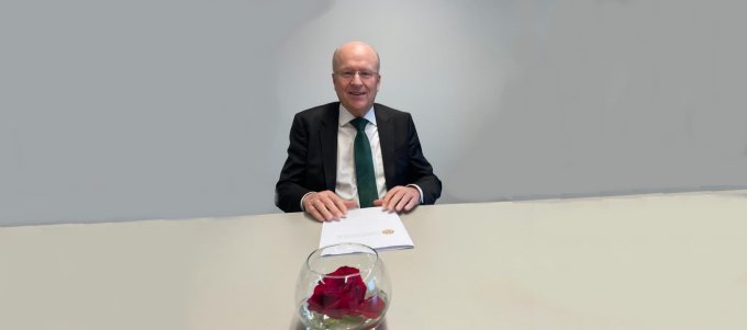 Dr.Koen Lenaerts
