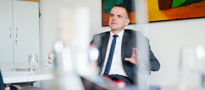 Dr.Matej Avbelj