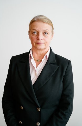 Zlata Tavčar