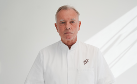 Prof. dr. Igor Bartenjev: Kožni rak ni, da boš kar umrl