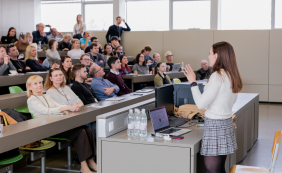 Pravna in tehnološka skupnost sta tradicionalno delovali ločeno