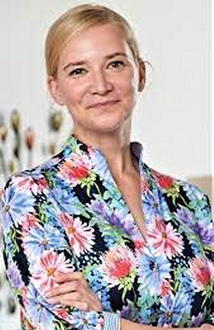 dr. Alenka Oven