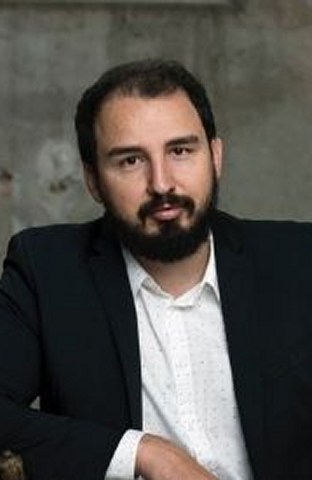 dr. Peter Merc